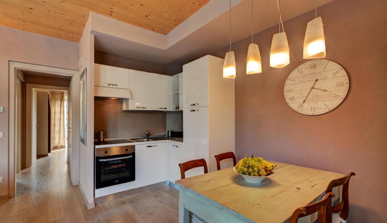 La Rosa Gialla Bio Apartments & Rooms Barolo Exterior foto