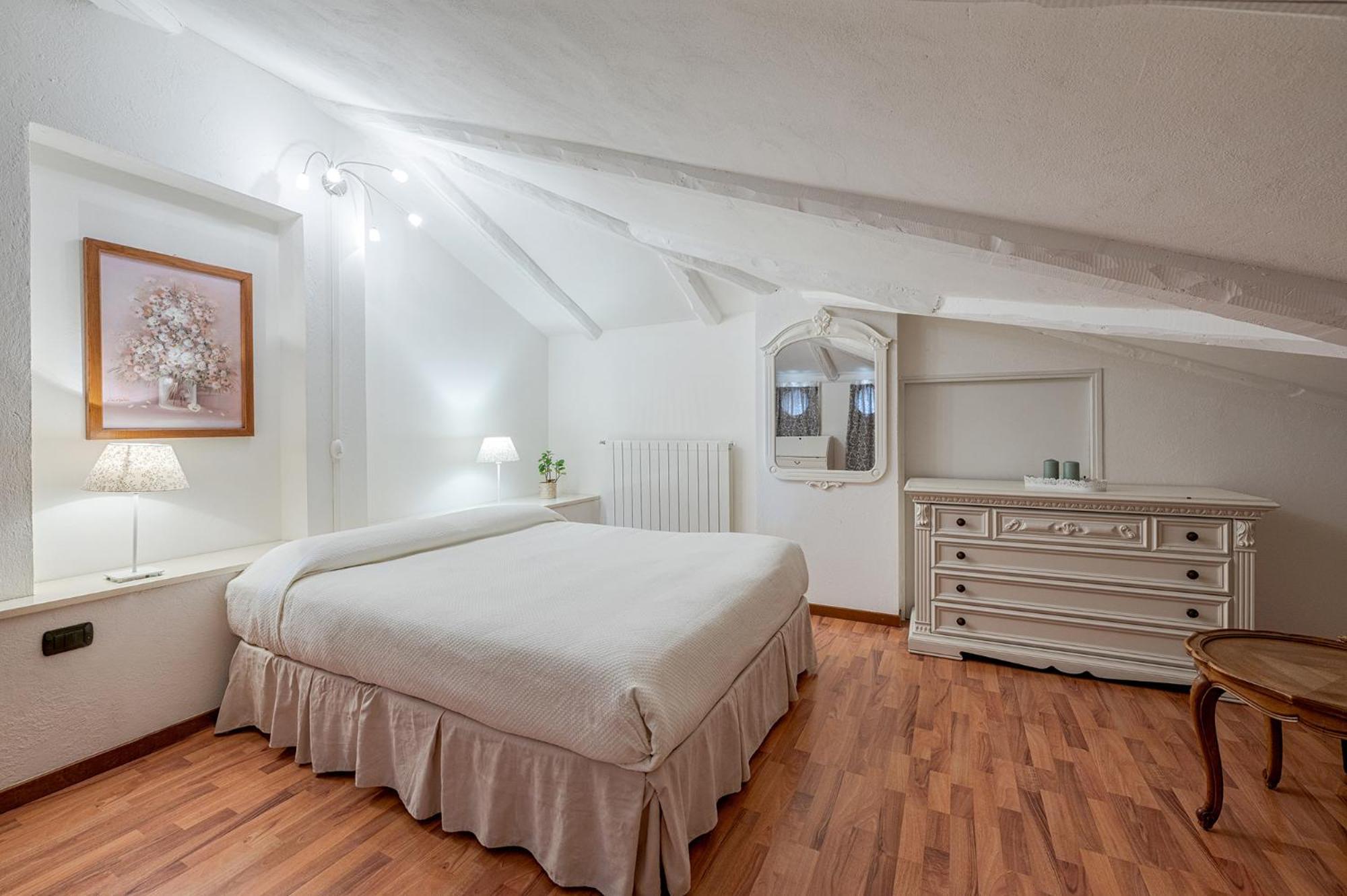 La Rosa Gialla Bio Apartments & Rooms Barolo Exterior foto